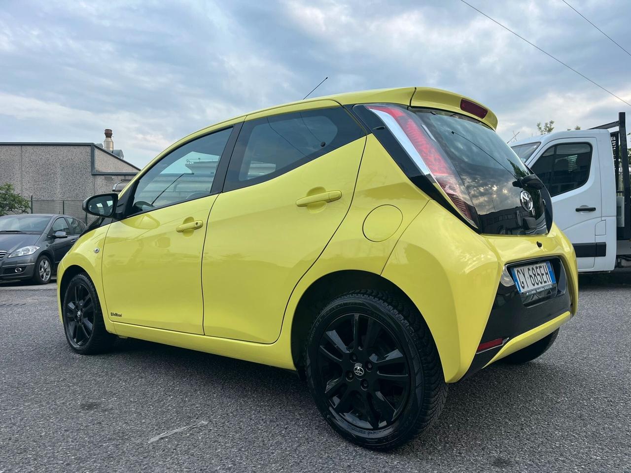 Toyota Aygo 1.0 BENZ SOLO 79K KM