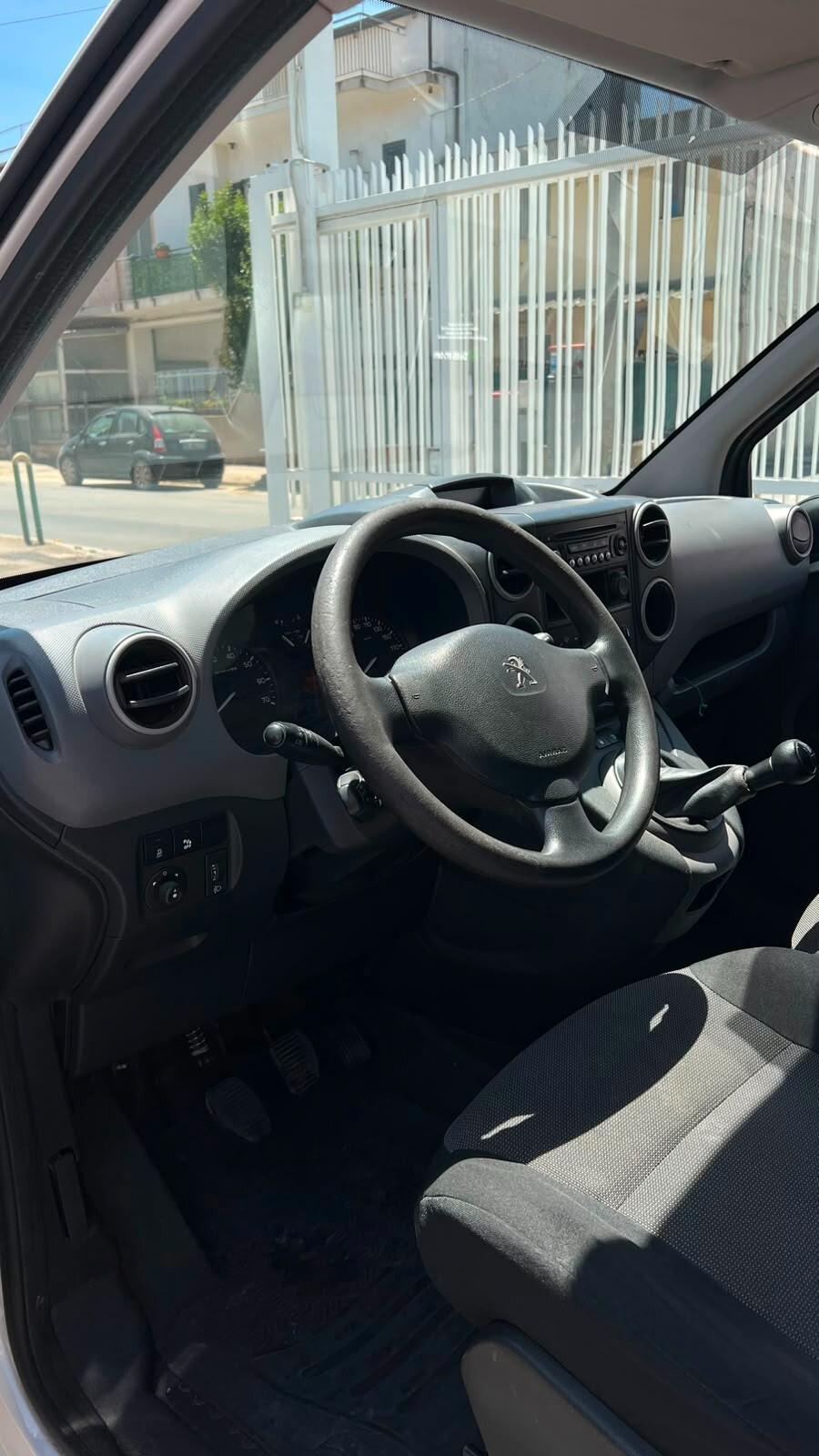Peugeot partner