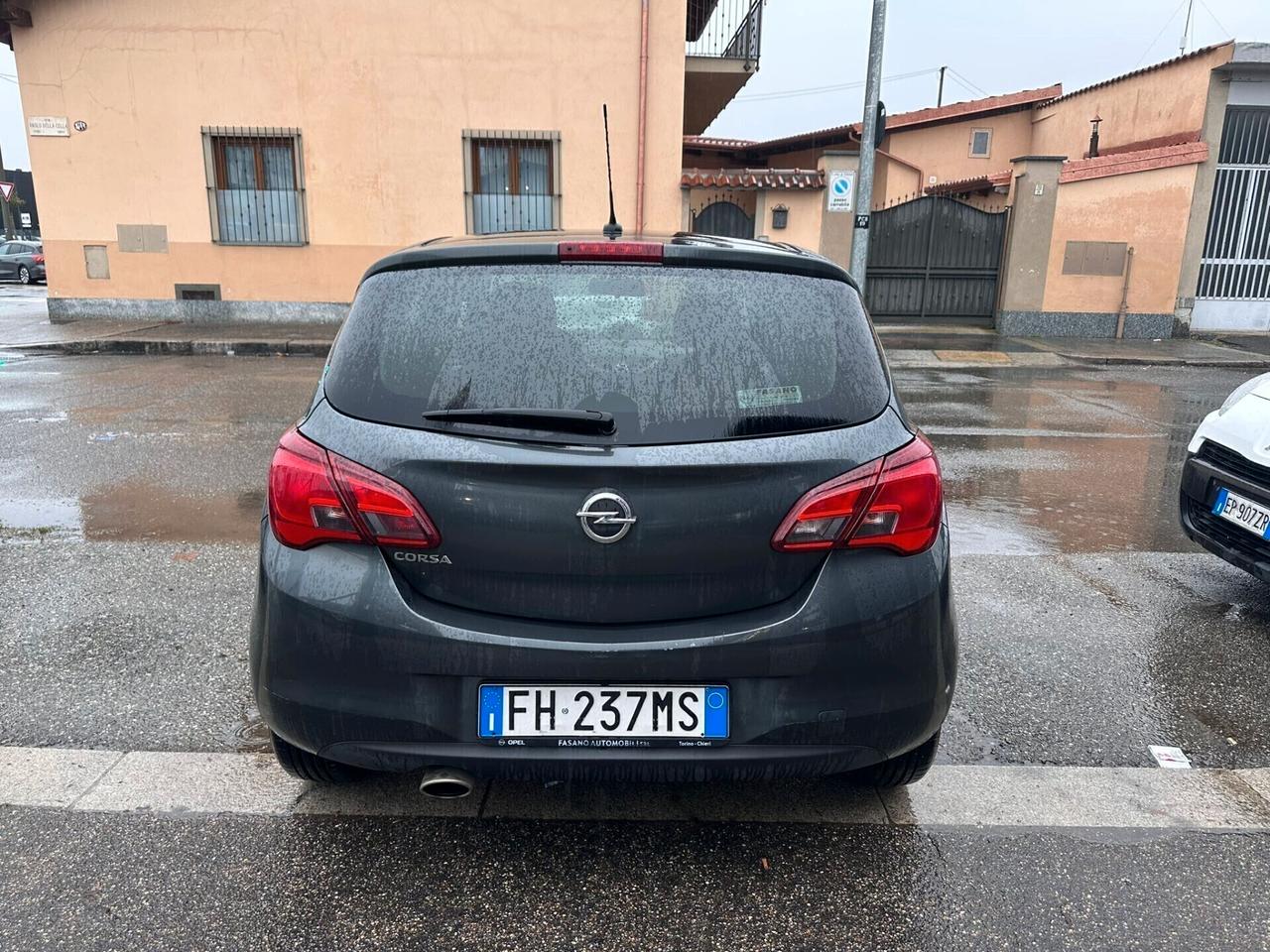 Opel Corsa 1.2 5 porte innovation