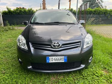 Toyota Auris 1.6 5 porte Sol