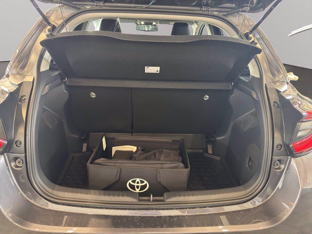TOYOTA Yaris 1.5h trend del 2022