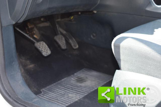 FORD Fiesta 1.4 TDCi 70CV 3 porte Titanium