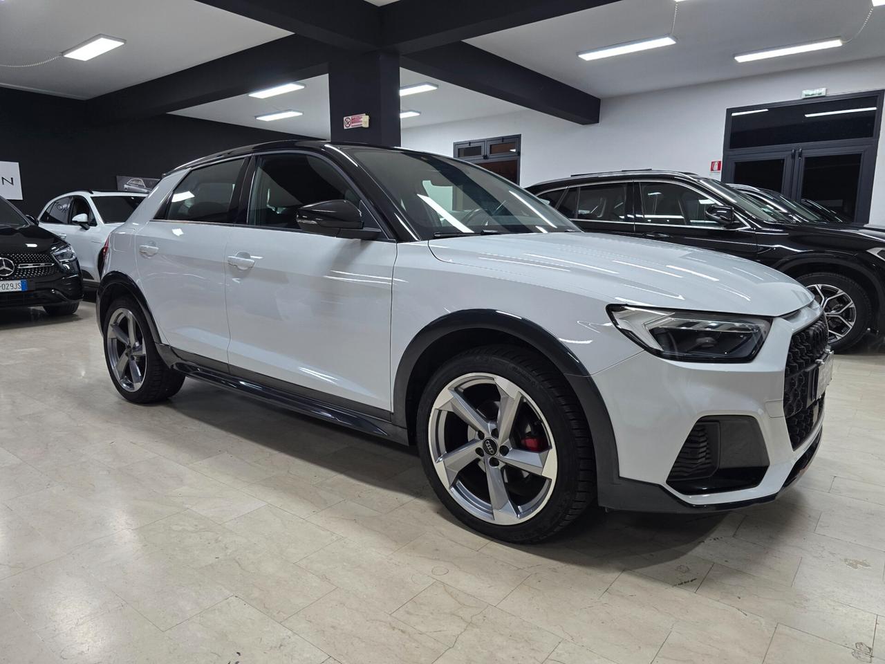 Audi A1 citycarver 35 TFSI Sline