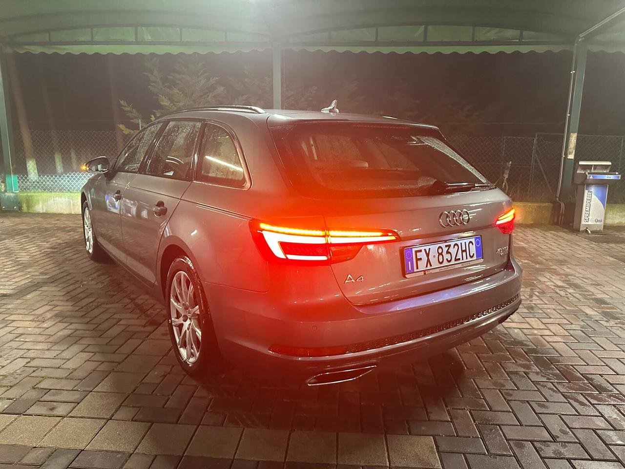 Audi A4 Avant 40 TDI quattro Prezzo x EXPORT