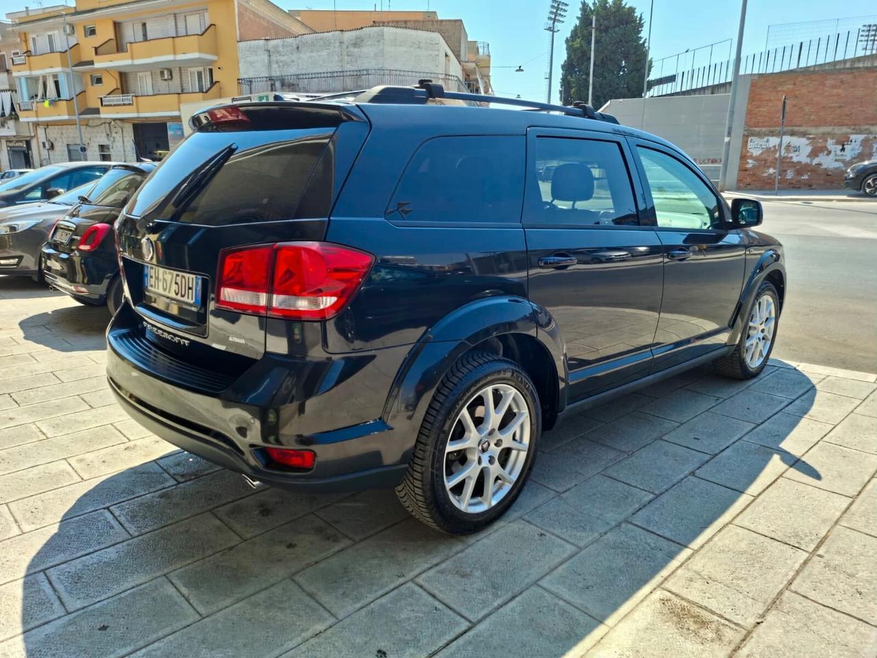 * 7 POSTI * Fiat Freemont 2.0 Multijet 140cv 2011
