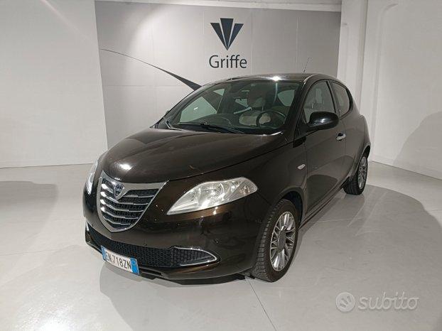 LANCIA Ypsilon 1.2 Gold - per NeoPatentati - 2012