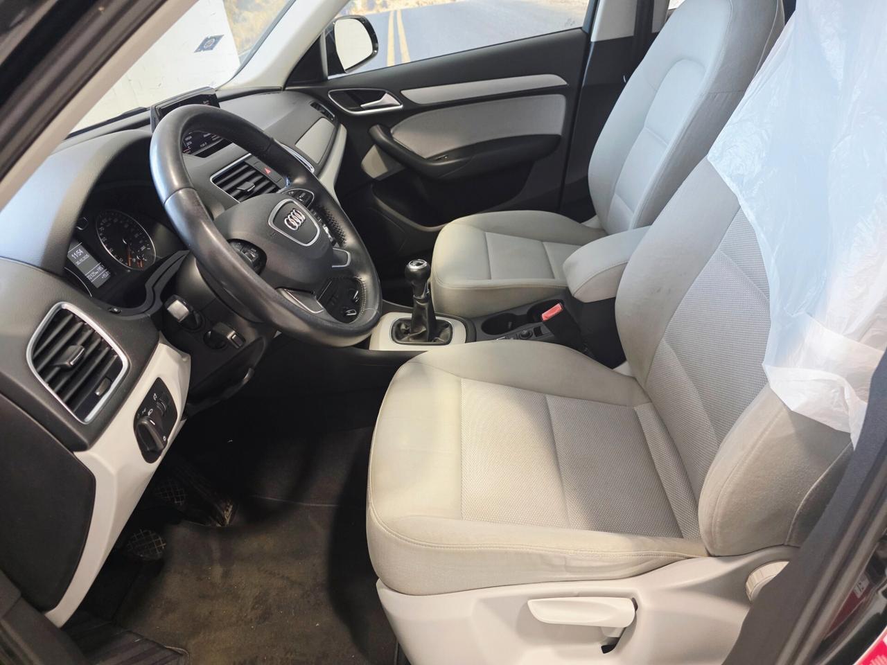 Audi Q3 2.0 TDI S Line unico PROPRIETARIO