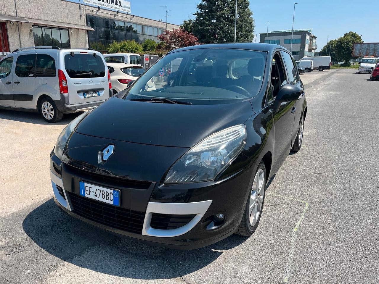 Renault Scenic Scénic 1.9 dCi 130CV Dynamique