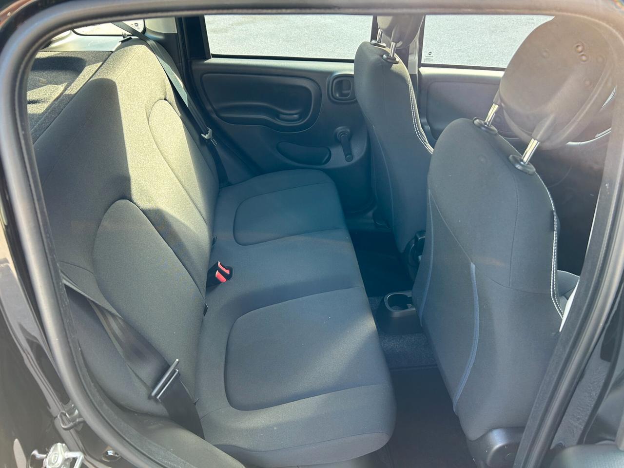 Fiat Panda 1.0 FireFly S&S Hybrid Pandina