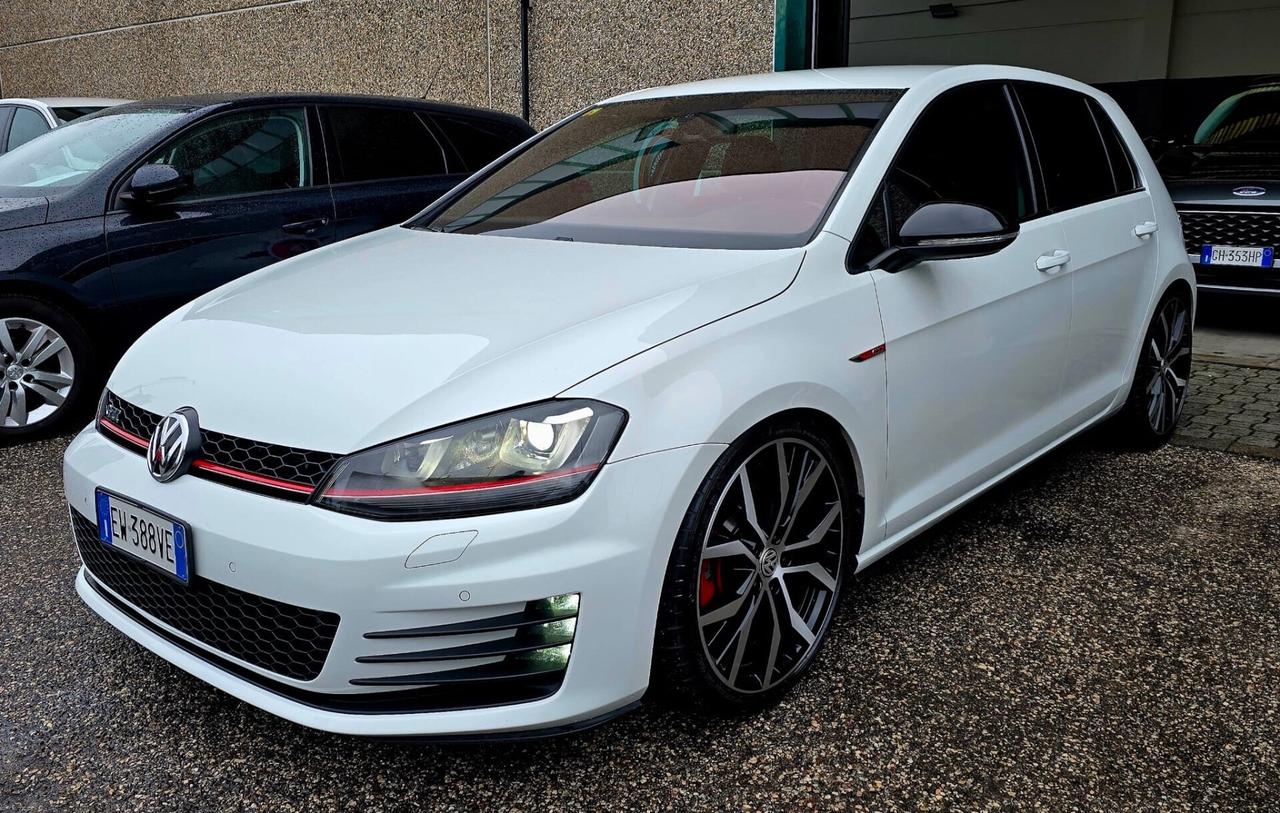 Volkswagen Golf GTI Golf GTI 2.0 TSI 5p. BlueMotion Technology PELLE NAVI