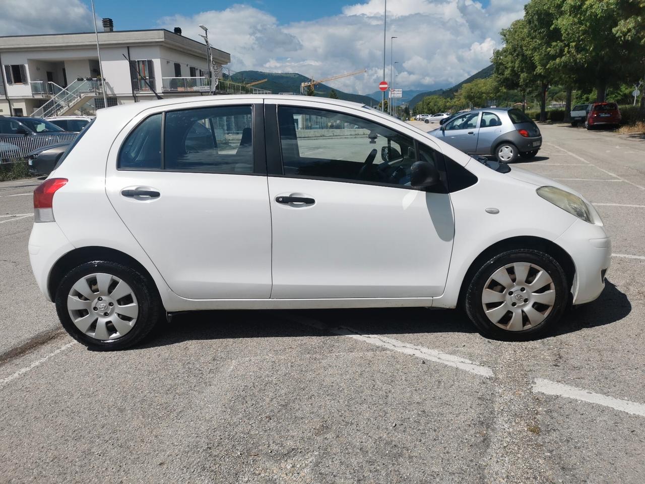 Toyota Yaris 1.0 OK NEOPATENTATI