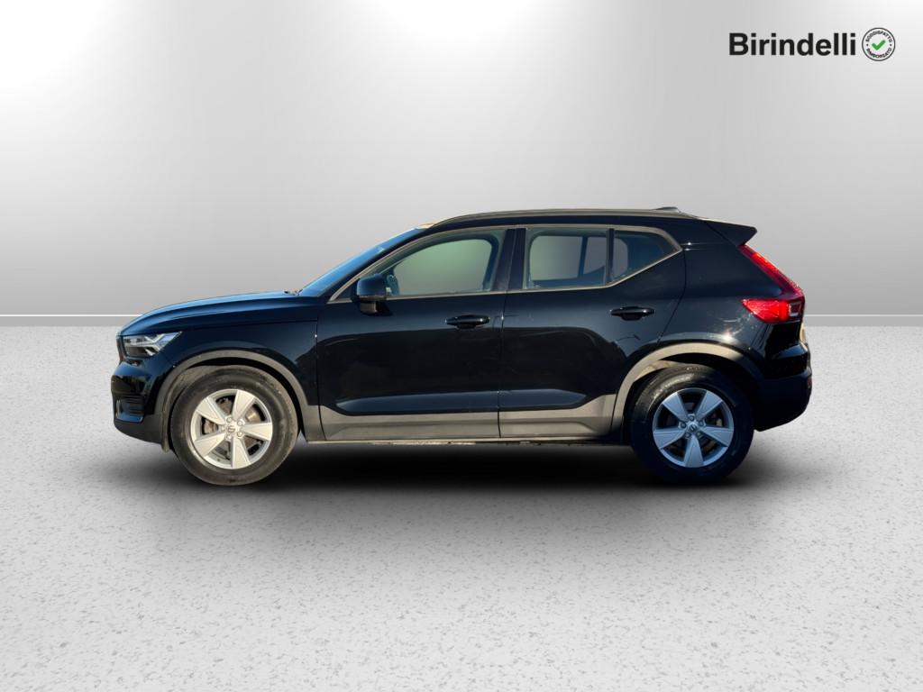 VOLVO XC40 (2017-->) - XC40 T2 Momentum Core