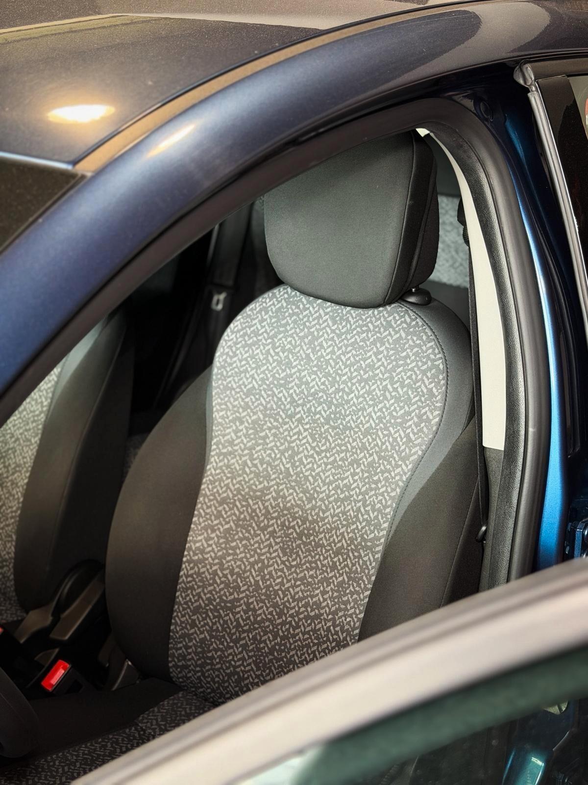 Lancia Ypsilon 1.0 FireFly 5 porte S&S Hybrid Alberta Ferretti