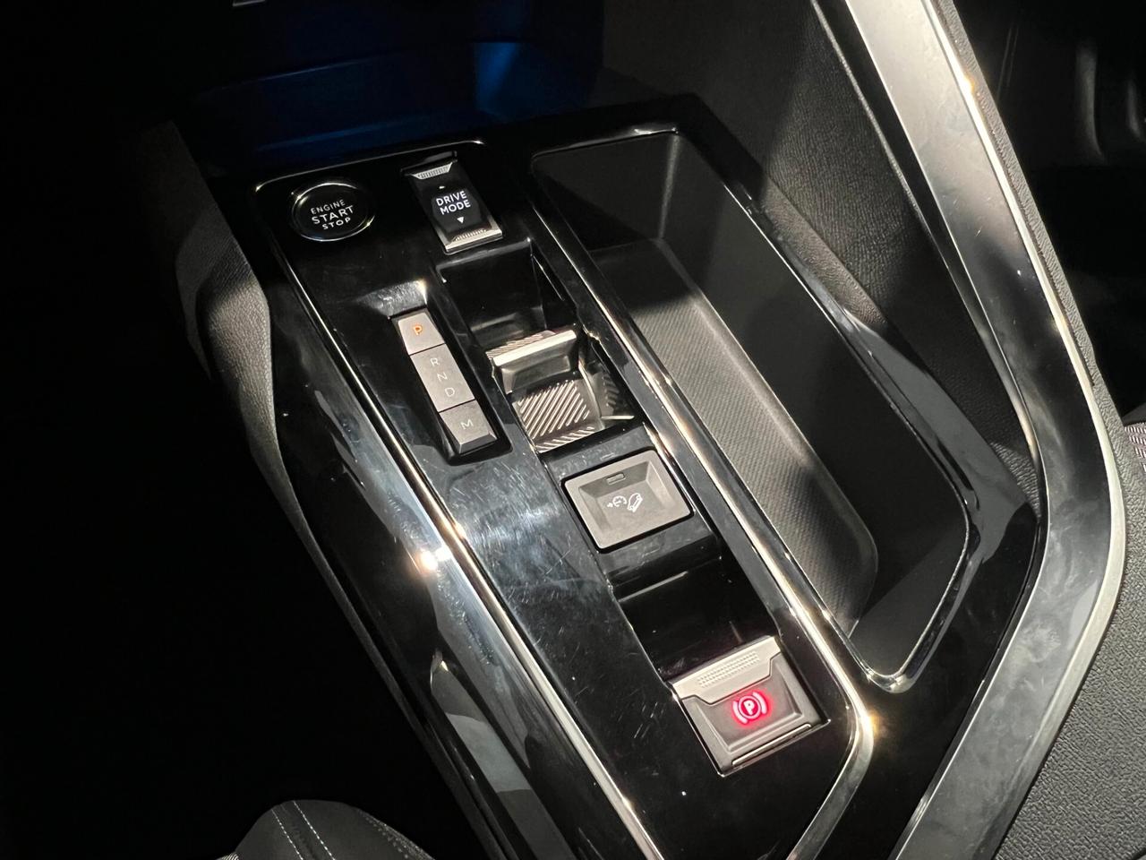 Peugeot 3008 BlueHDi 130 S&S EAT8 Allure Pack