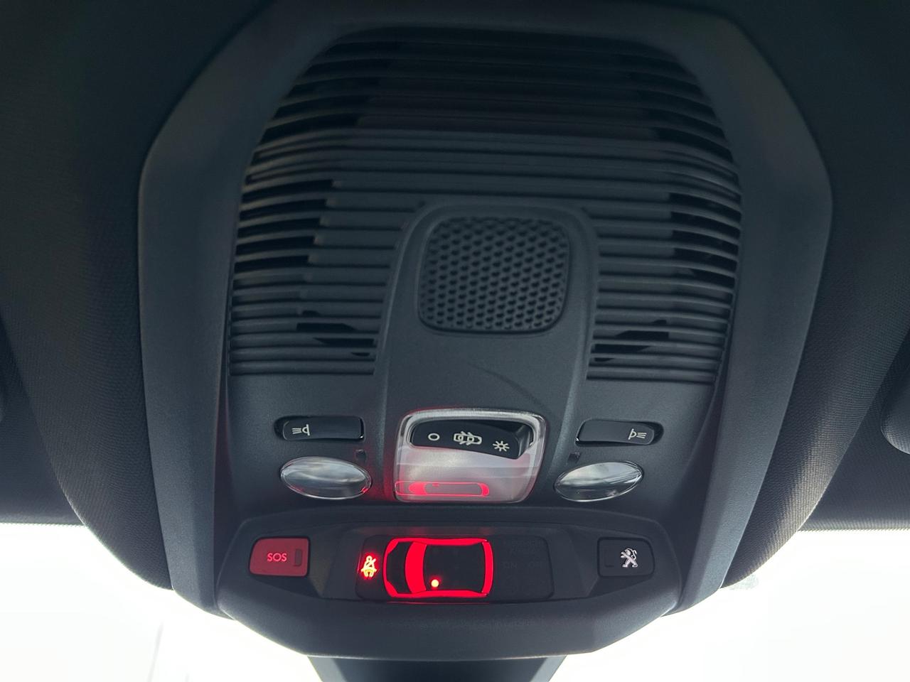 Peugeot 3008 Hybrid4 300 e-EAT8 GT