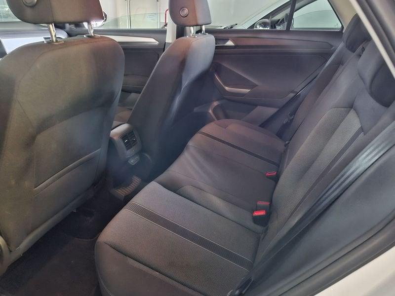 Volkswagen T-Roc I 2022 1.0 tsi Style 110cv
