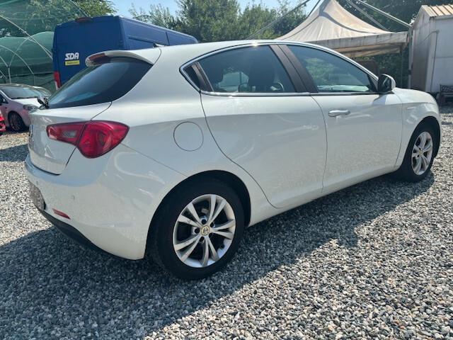 Alfa Romeo Giulietta 1.6 JTDm-2 105 CV Distinctive