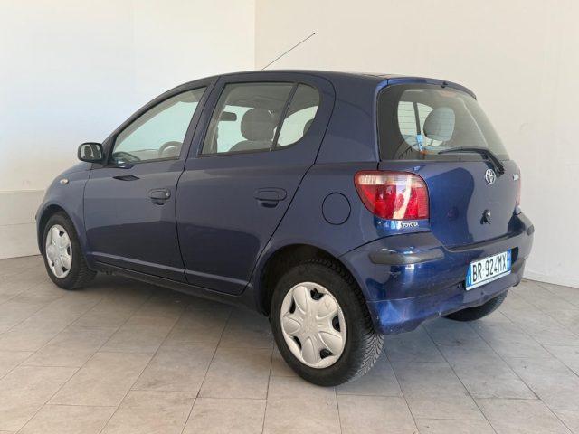 TOYOTA Yaris 1.0i 16V cat 5 porte