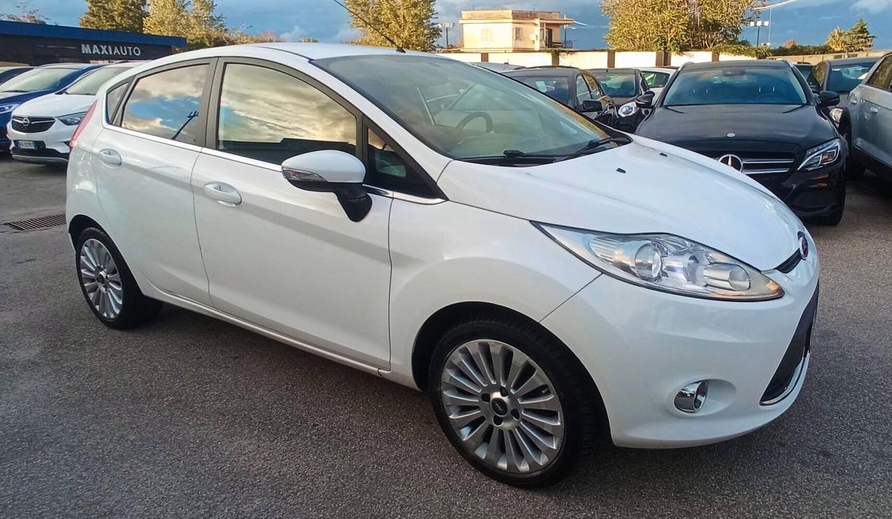 Ford Fiesta 1.4 TDCi 5p. Titanium