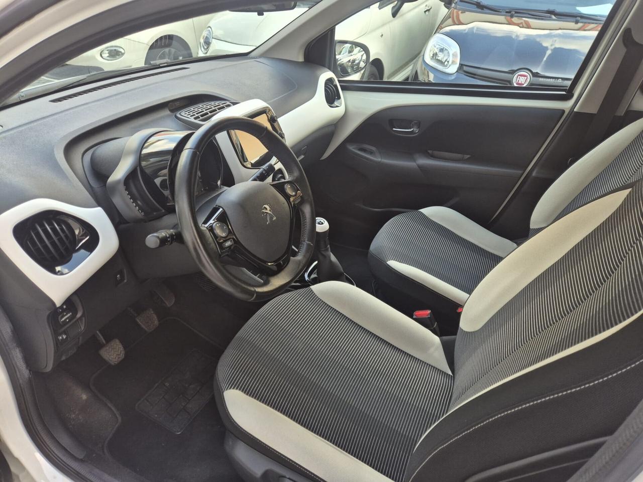 Peugeot 108 decappottabile PureTech 82 5 porte All