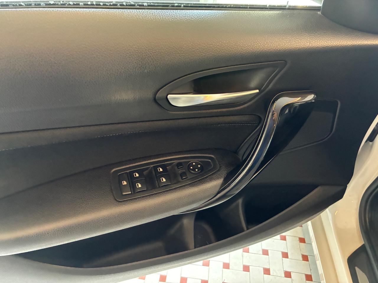 Bmw 116 d Sport Fari Led 5p. 116cv