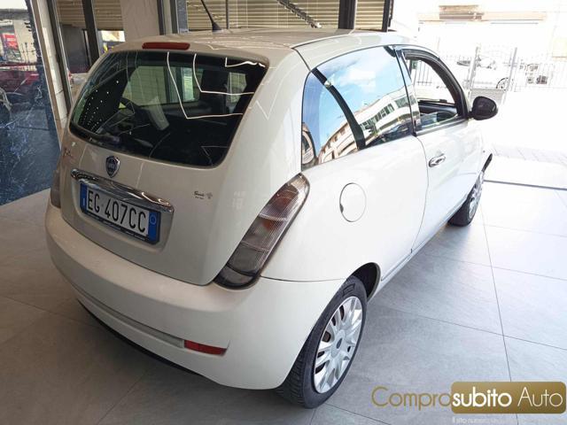 LANCIA Ypsilon 1.2 69 CV Diva