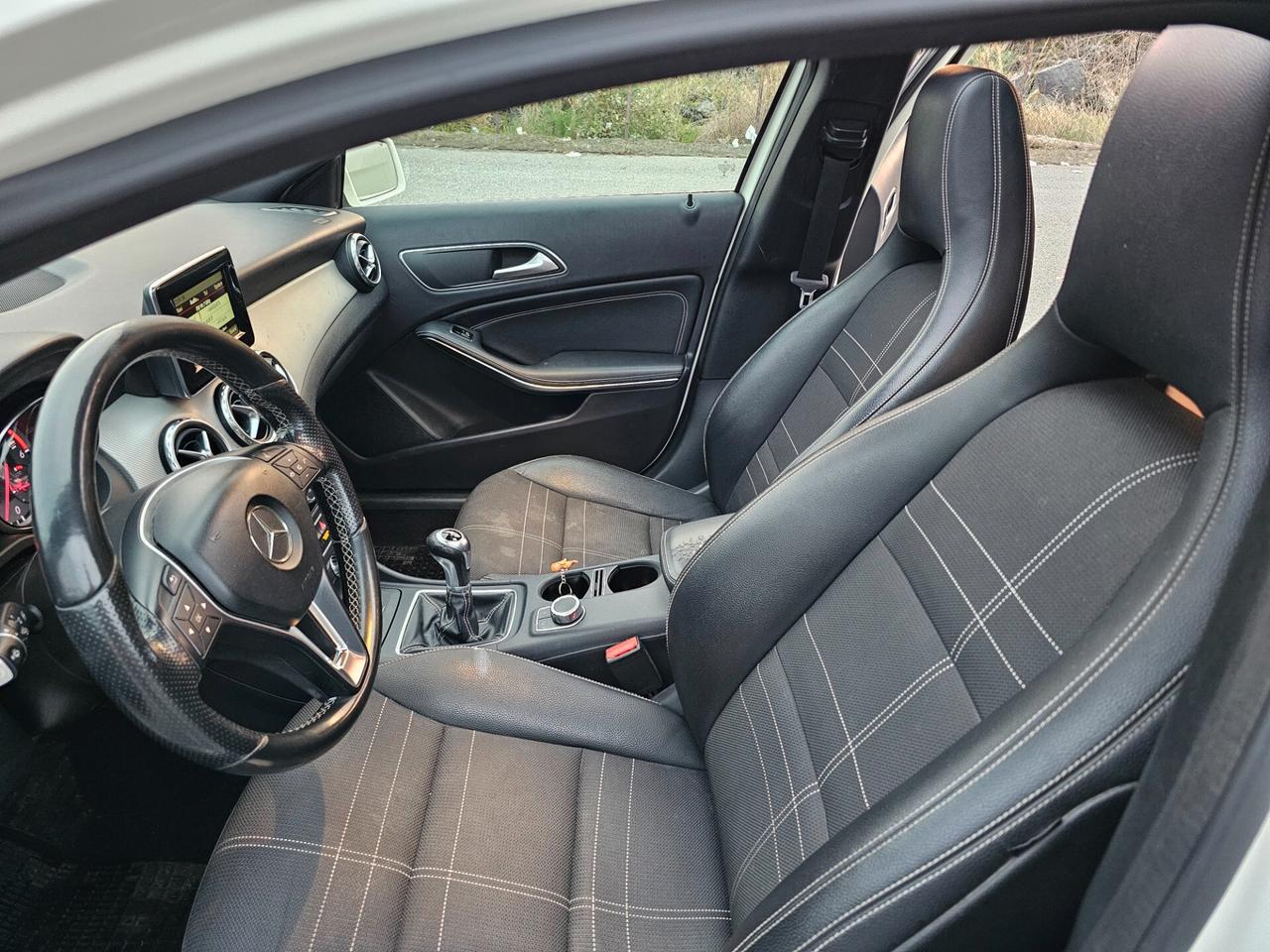 Mercedes-benz GLA 200 CDI Sport Tetto Apribile