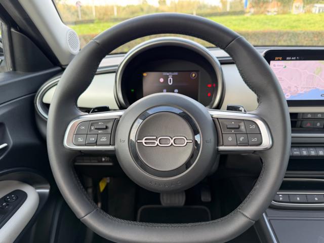 FIAT 600 HYBRID 110 CV DCT MHEV LA PRIMA+PELLE+18+LED