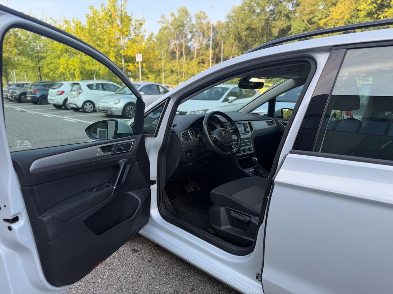 Volkswagen Golf Sportsvan 1.6 TDI 115CV*Automatik*Gancio traino*Neopatentati*