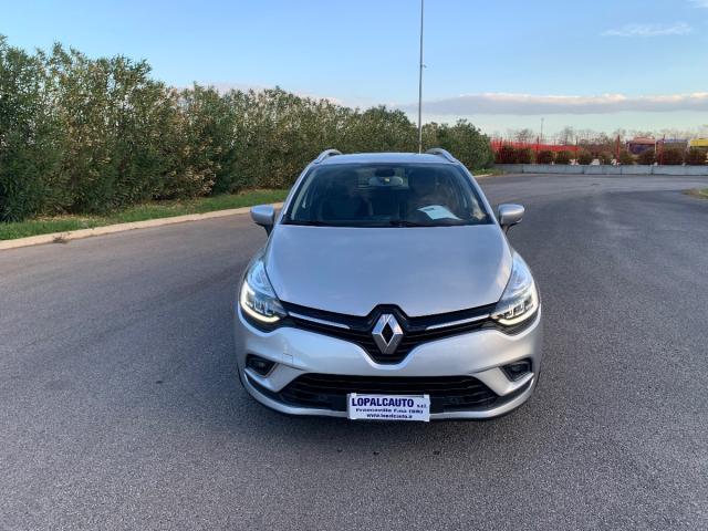 RENAULT - Clio Sporter 1.5 Dci Energy Excite; Navi; Fari Led; Sensori di Parcheggio Ant e Post; Pelle e Tessuto;