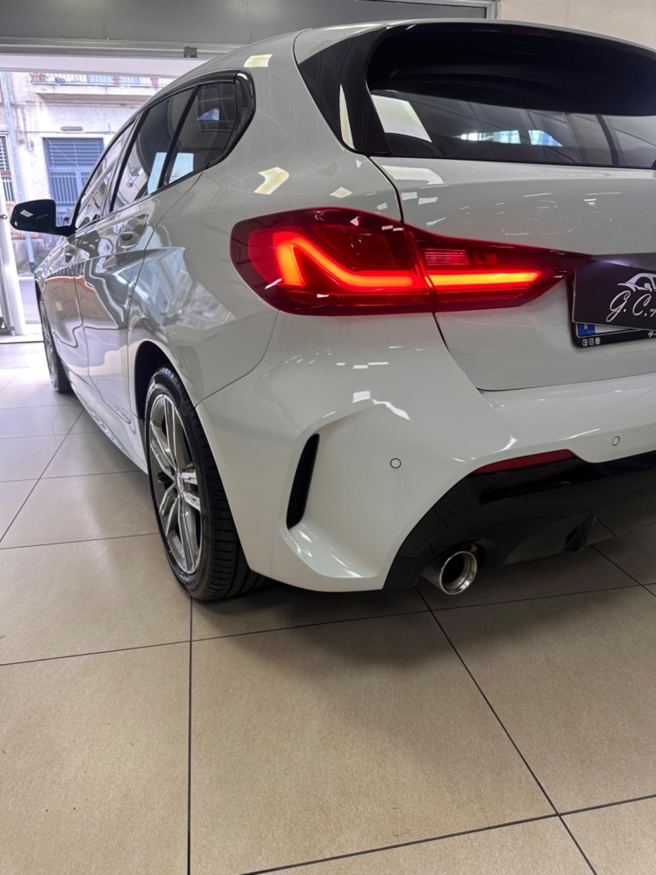 Bmw 118 118d 5p. Msport