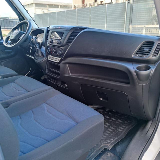 IVECO DAILY 35S12 VH2 FURG.PASSO MEDIO/CORTO 3 PTI-2020