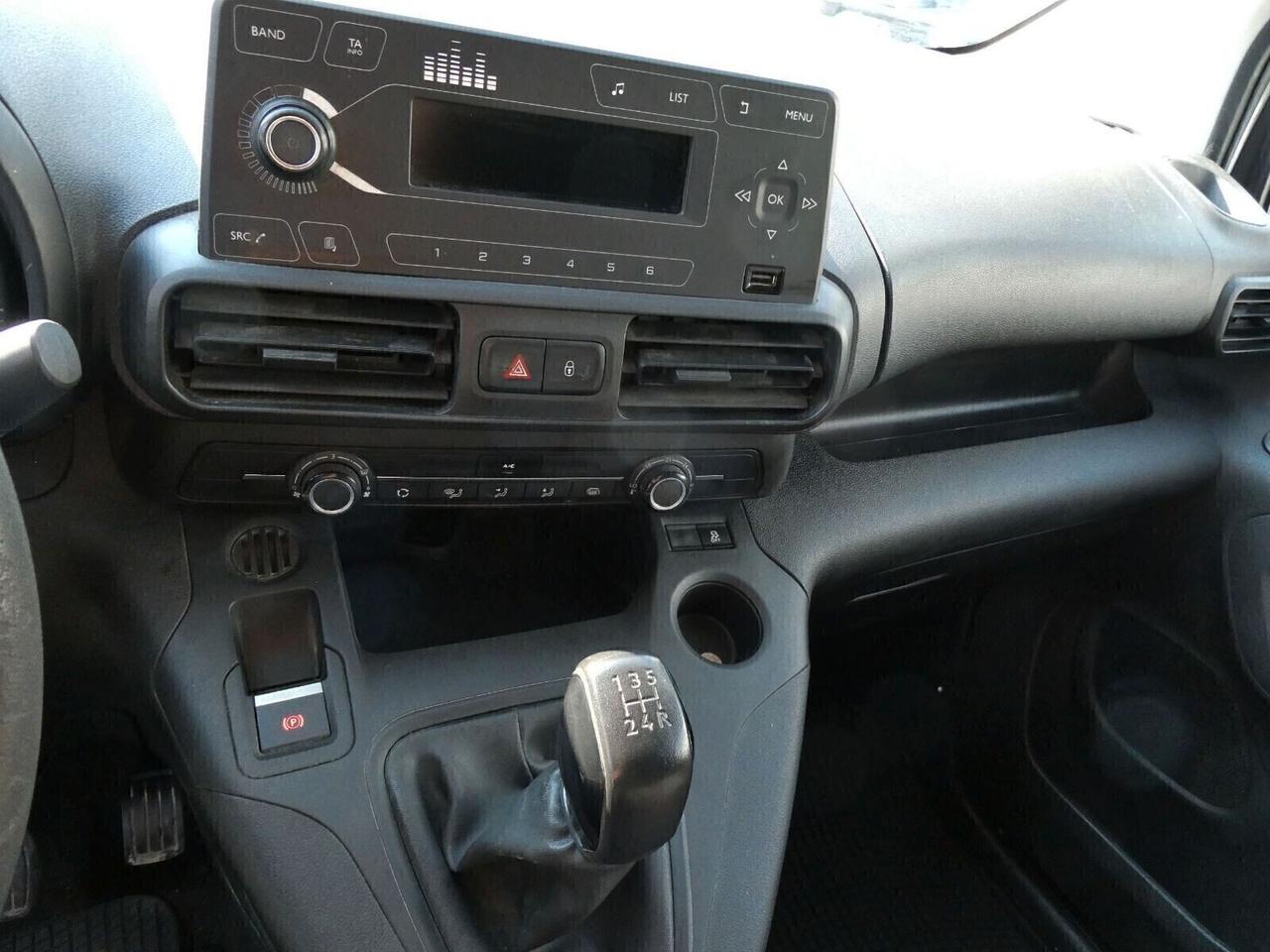 OPEL COMBO CON 3 POSTI EURO6D SUPER PREZZO!