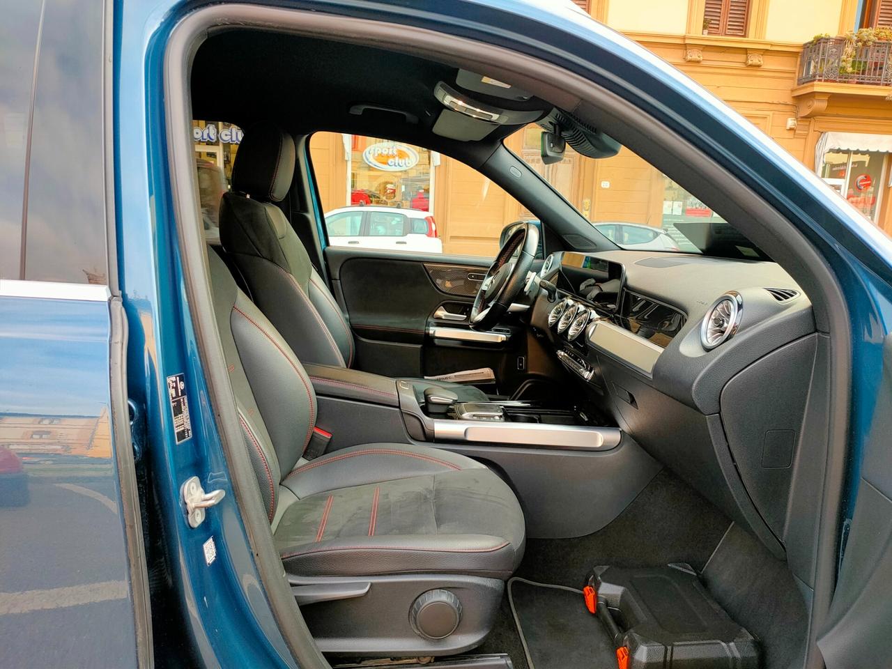 Mercedes-benz GLB 200 d Automatic 4Matic AMG Line Premium