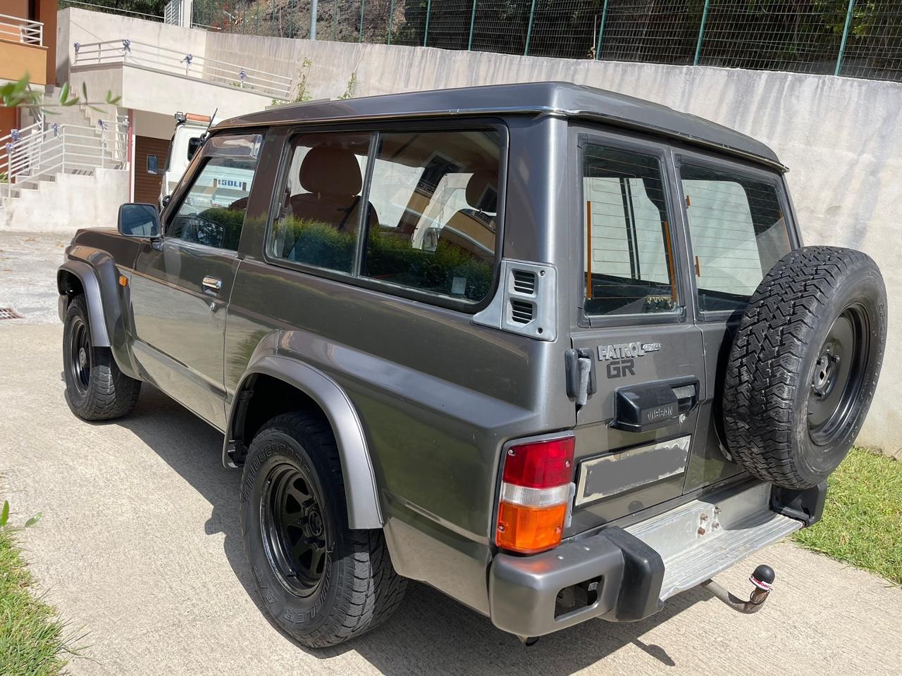 Nissan Patrol GR Y 60 GANCIO TRAINO AUTOCARRO