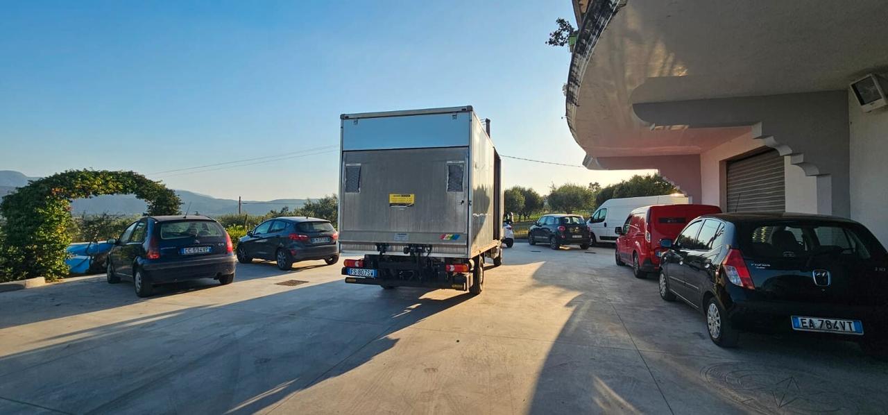 Citroen Jumper con pedana idraulica
