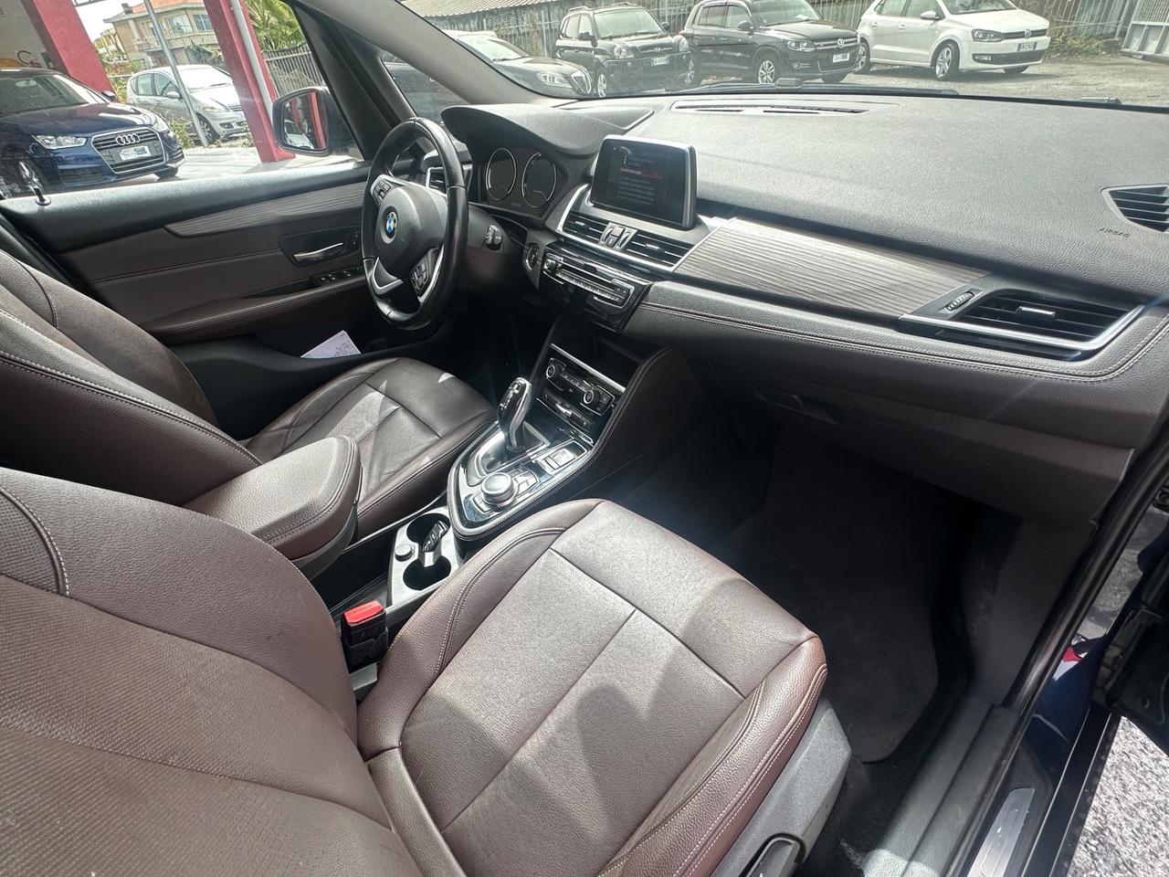 Bmw Serie 2 Gran Tourer 220d Luxury aut.