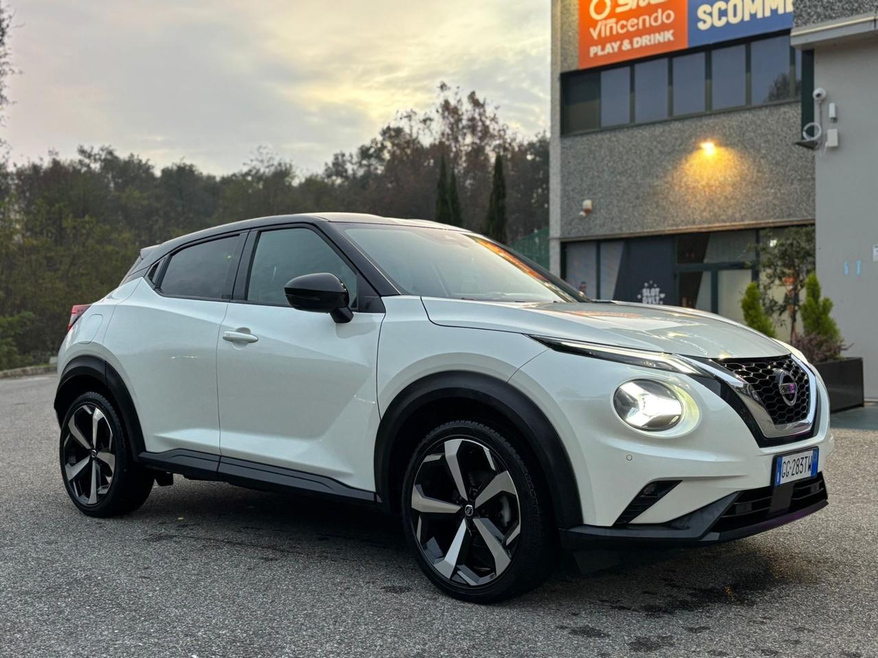 Nissan Juke 1.0 DIG-T 114 CV DCT Tekna