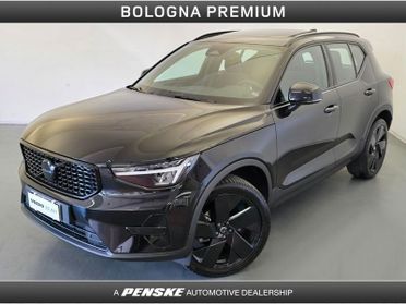 Volvo XC40 B3 automatico Ultra Black Edition