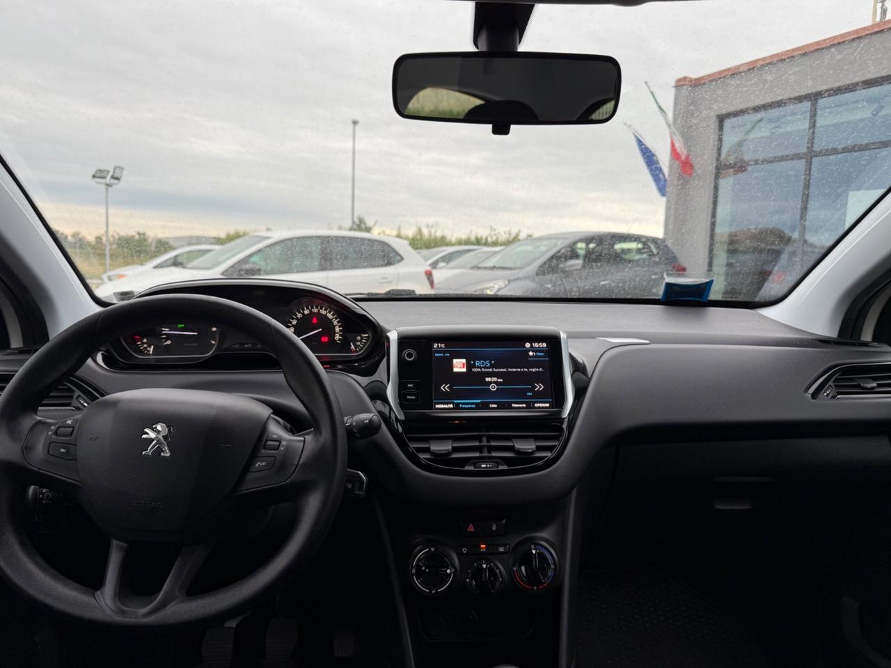Peugeot 208 1.2 Benzina