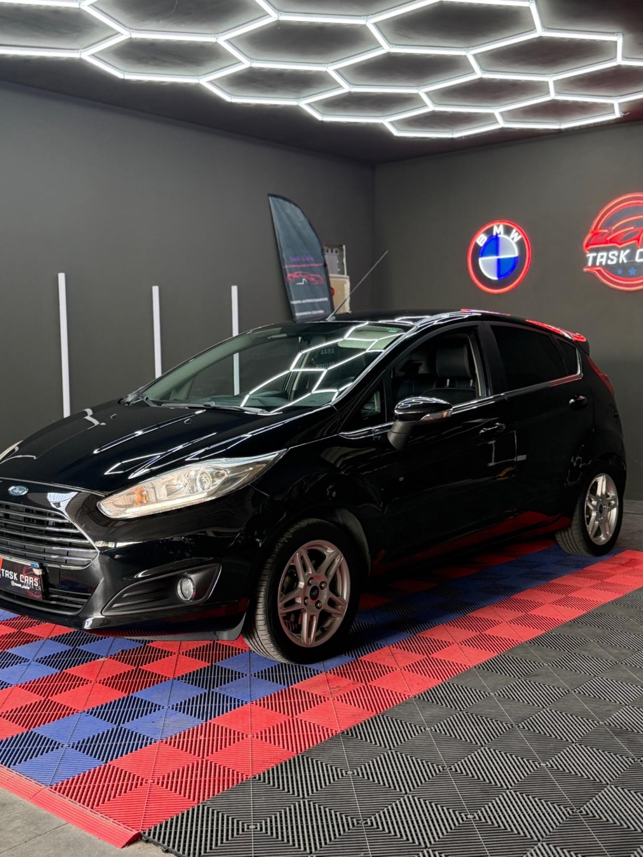 Ford Fiesta 1.5 TDCi 75CV 5 porte Titanium