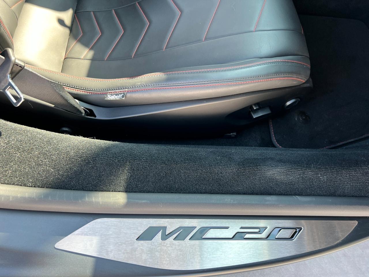 Maserati MC20