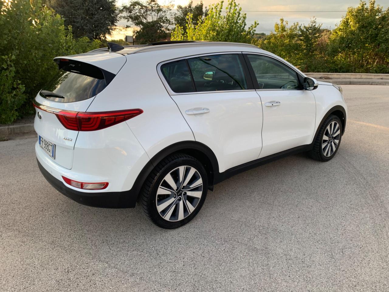 Kia Sportage 1.6 CRDI 115 CV 2WD Energy Tetto apribile