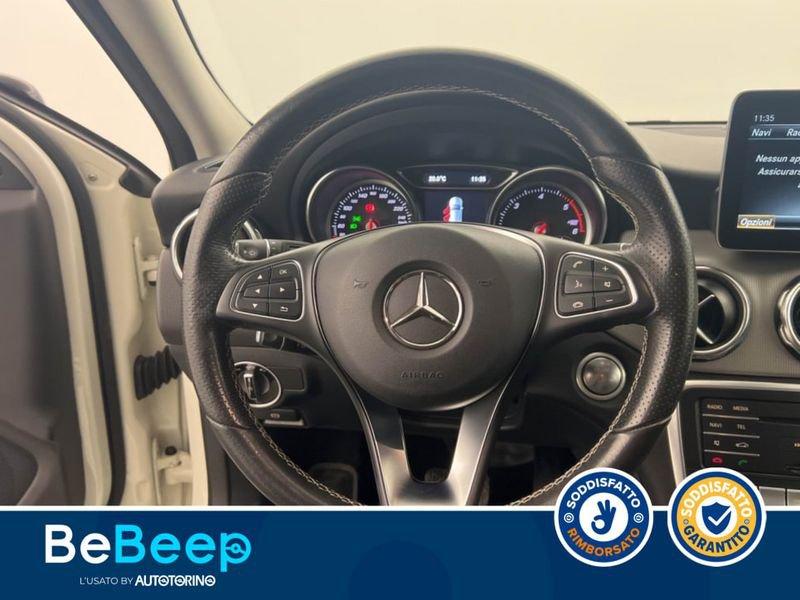 Mercedes-Benz GLA 200 D SPORT AUTO