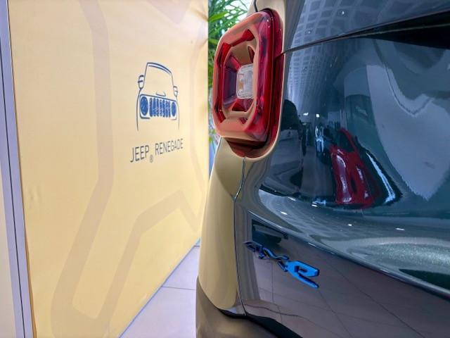JEEP Renegade 4xe Plug-In Hybrid North Star 1.3 Turbo T4 Phev 4xe At6 240cv