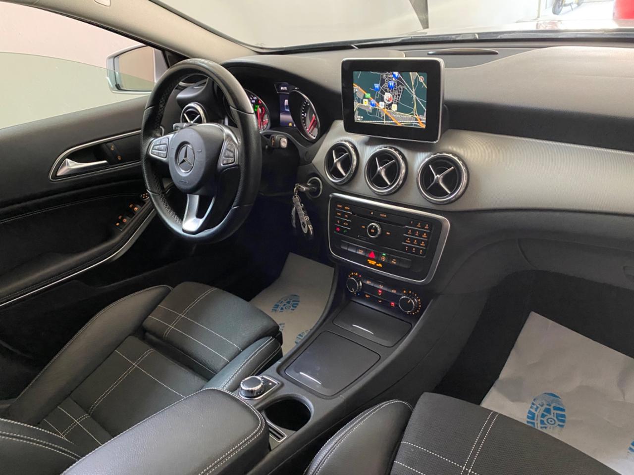 MERCEDES GLA 220d 177CV PELLE- AUTOMATICA