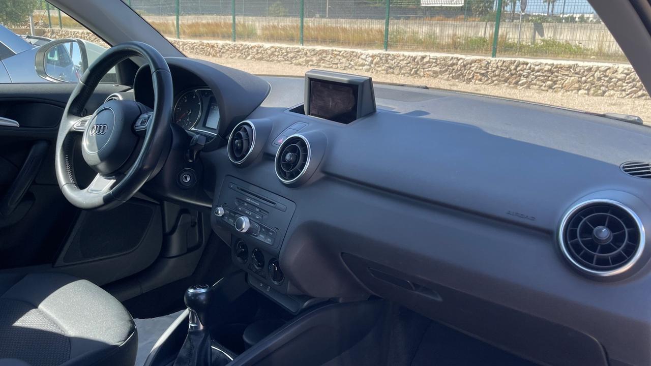 Audi A1 1.6 TDI 90cv Sportback 14’