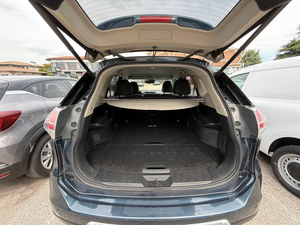 Nissan X-Trail 2.0 dCi 4WD Tekna