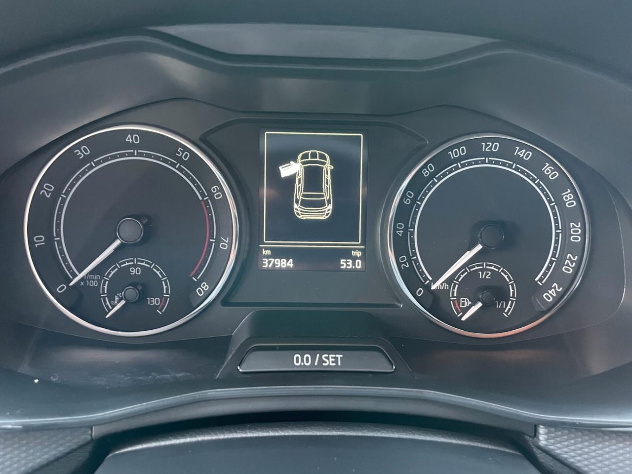 Skoda Karoq 1.0 TSI 110 CV Ambition