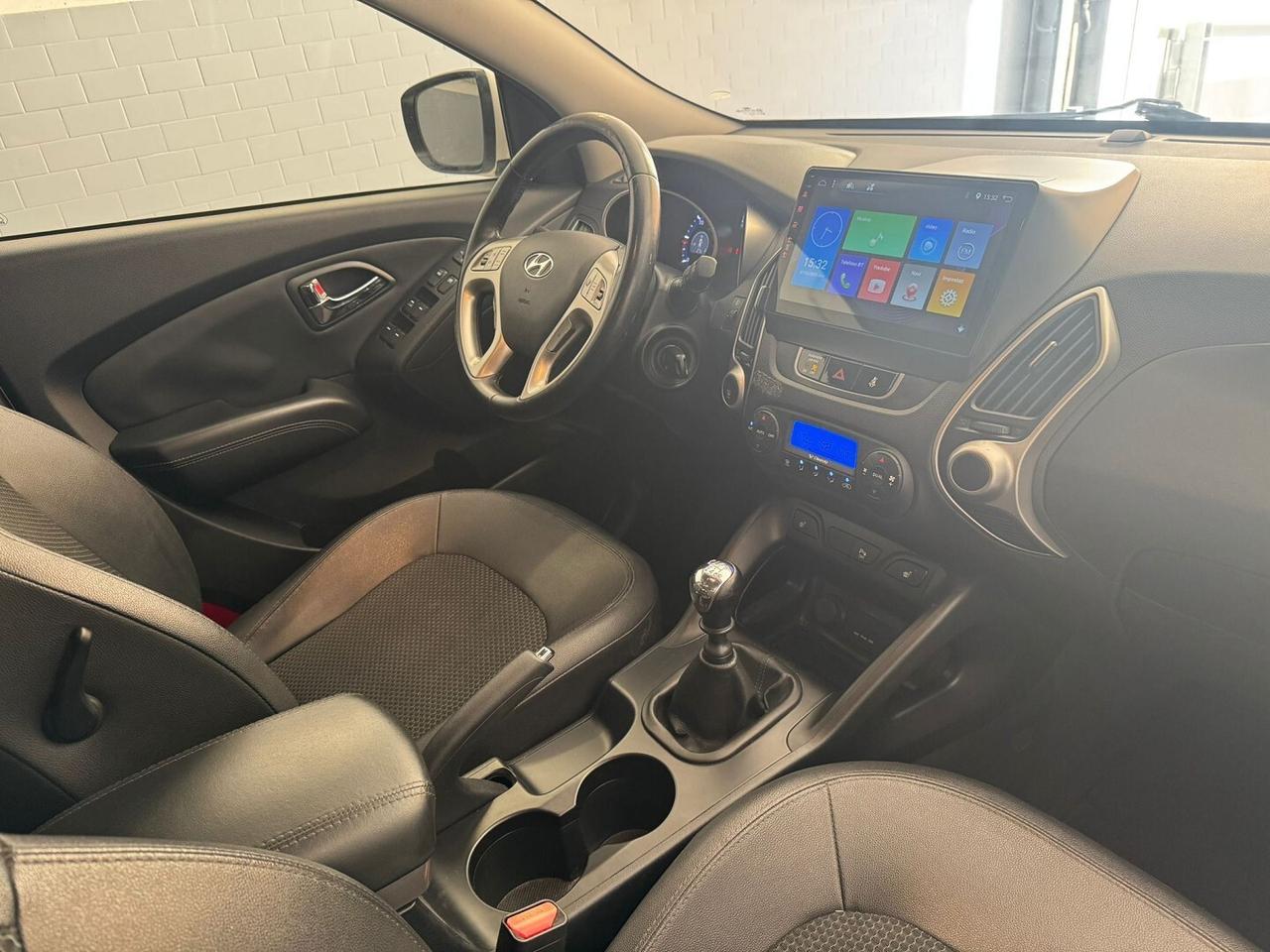 HYUNDAI Ix35 2.0 4WD